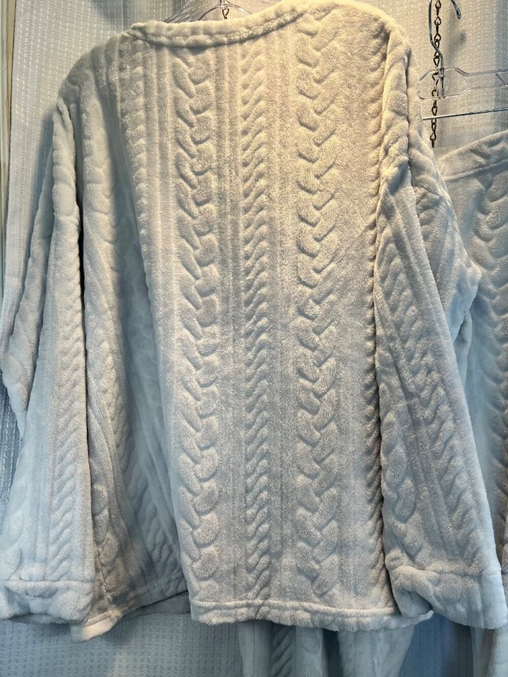 Secret Treasures Fleece Pajama Set Winter White / Ice Plus Size 2X - Picture 2 of 10